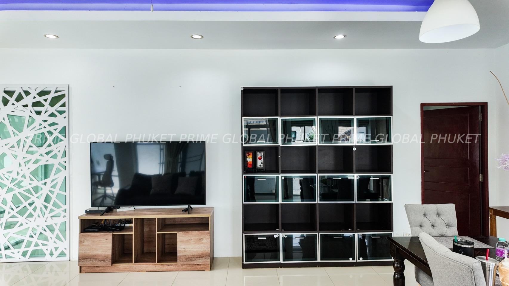 400 Sq.m Villa for Rent in Bangtao