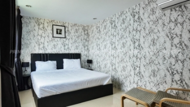 400 Sq.m Villa for Rent in Bangtao