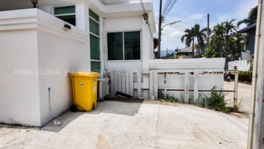 400 Sq.m Villa for Rent in Bangtao