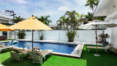 400 Sq.m Villa for Rent in Bangtao