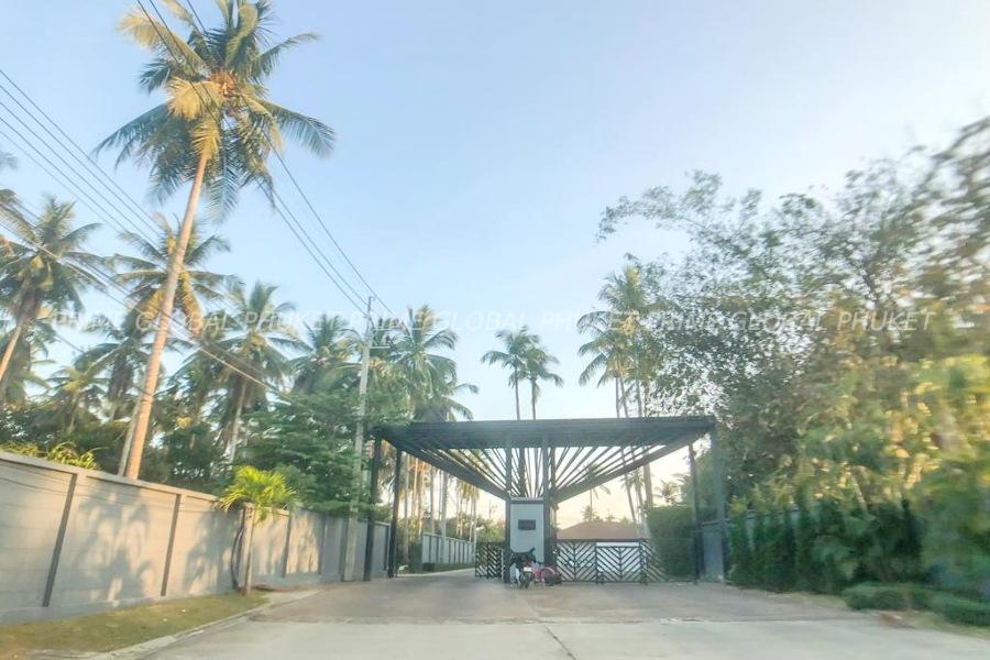 240 Sq.m House for Sale in Thalang