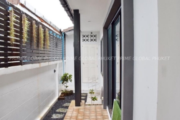 240 Sq.m House for Sale in Thalang