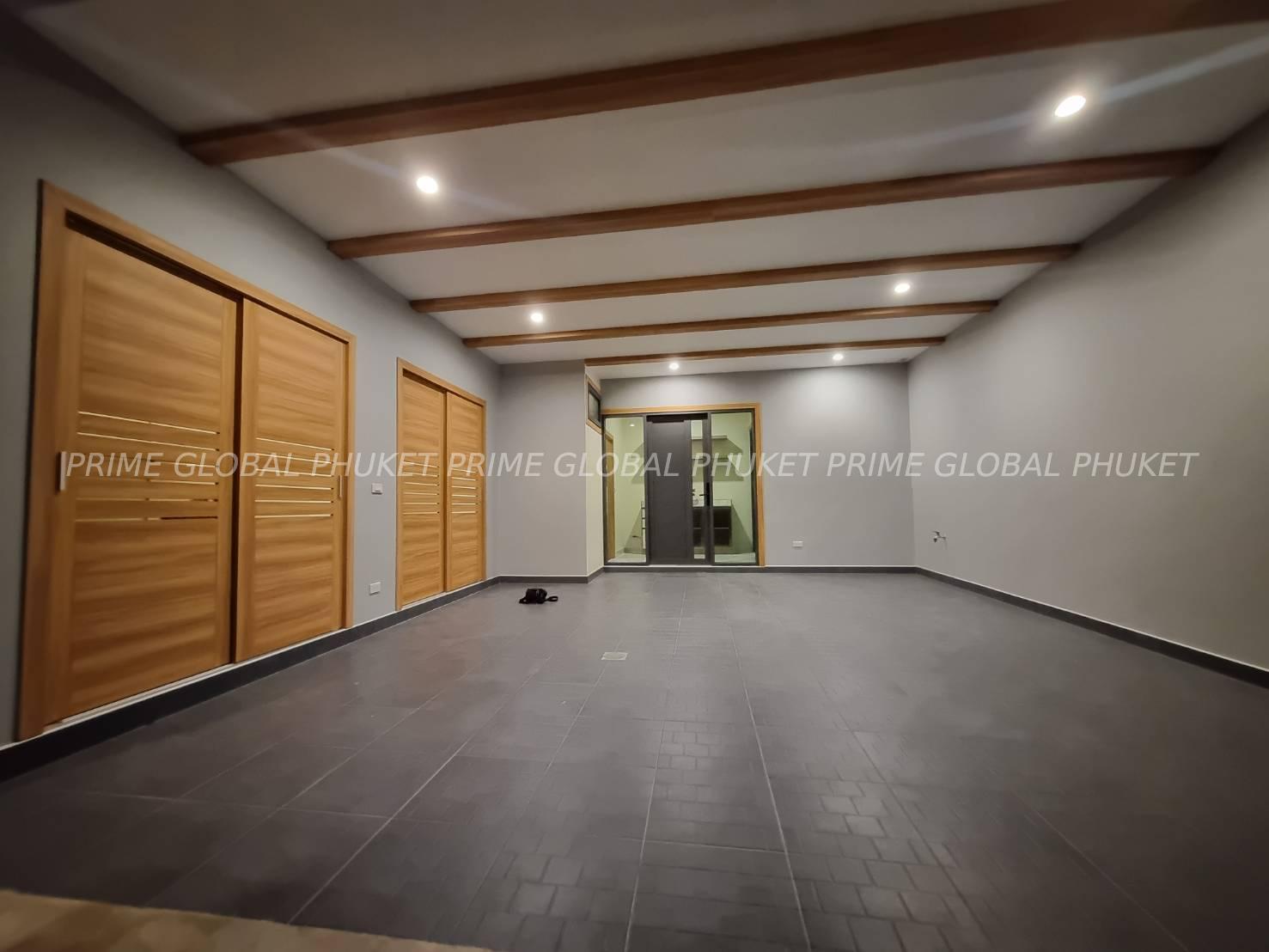 291 Sq.m Villa for Rent and Sale in Rawai