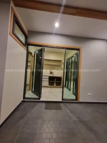291 Sq.m Villa for Rent and Sale in Rawai
