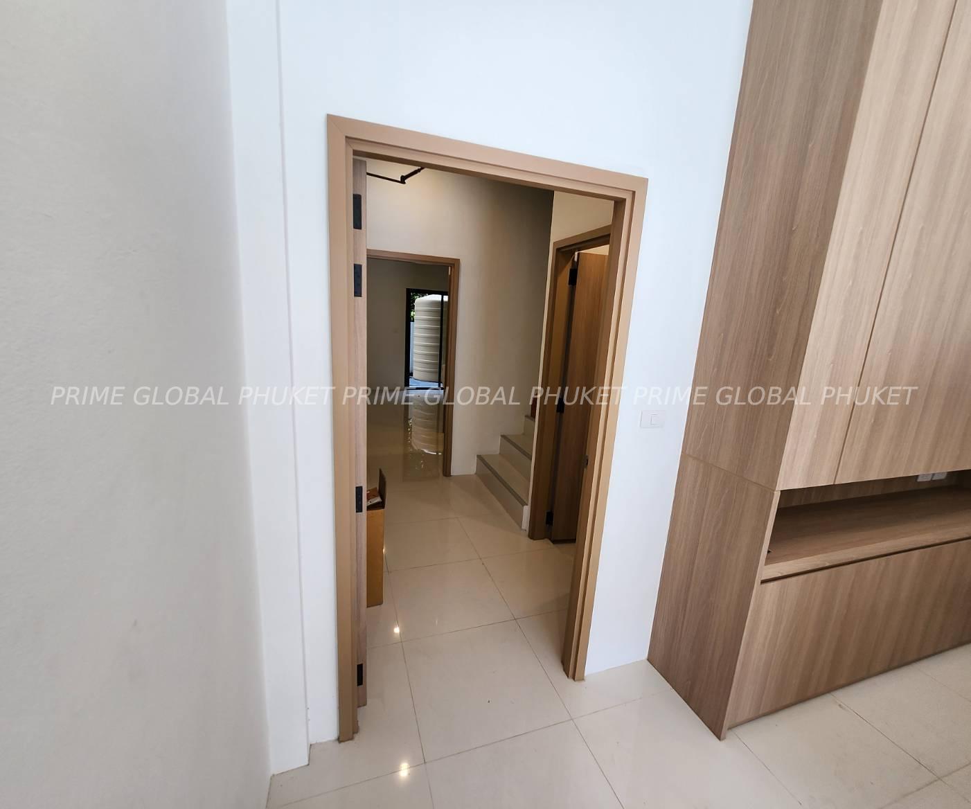 20.5 Sq.m Hotel for Rent in Kata