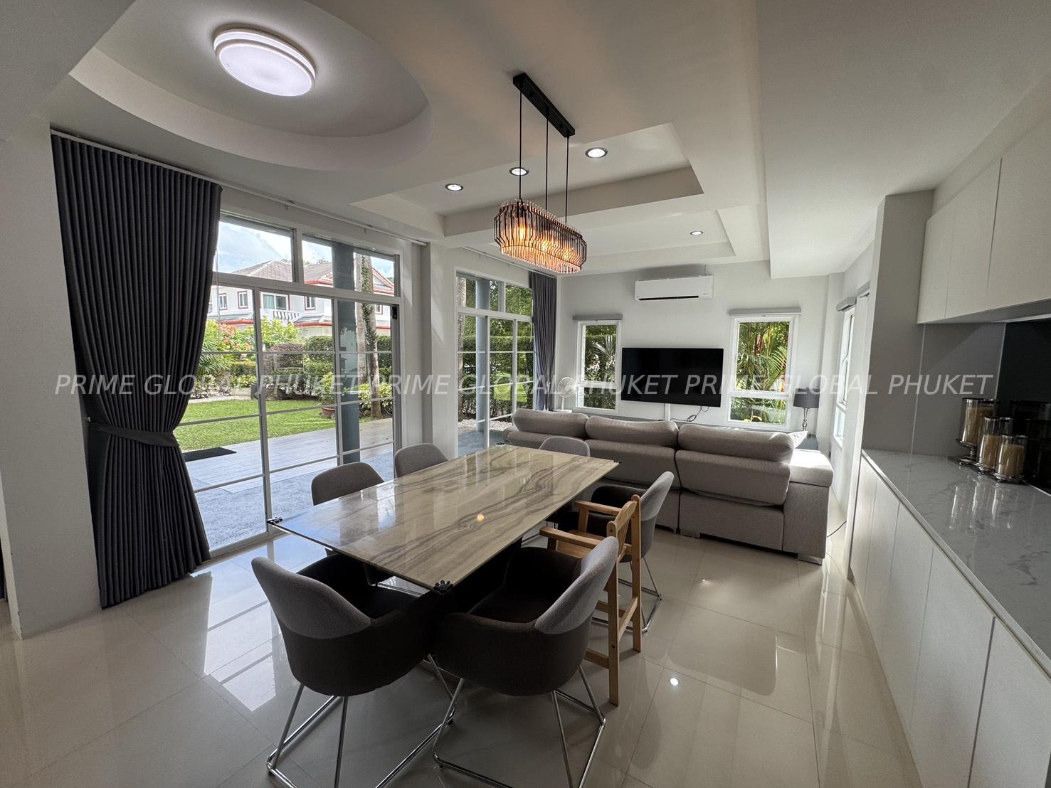 285 Sq.m Villa for Rent and Sale in Chalong