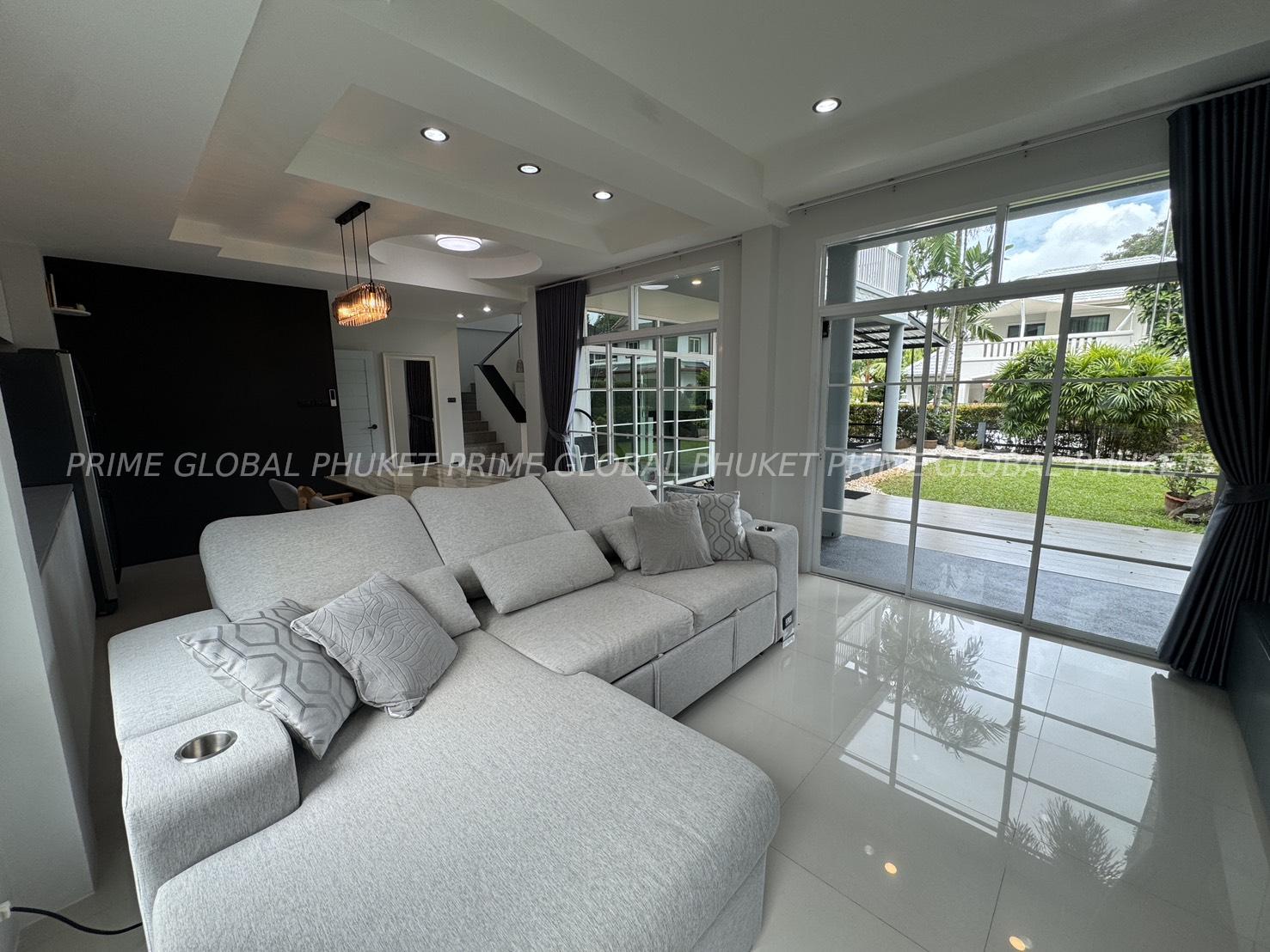 285 Sq.m Villa for Rent and Sale in Chalong