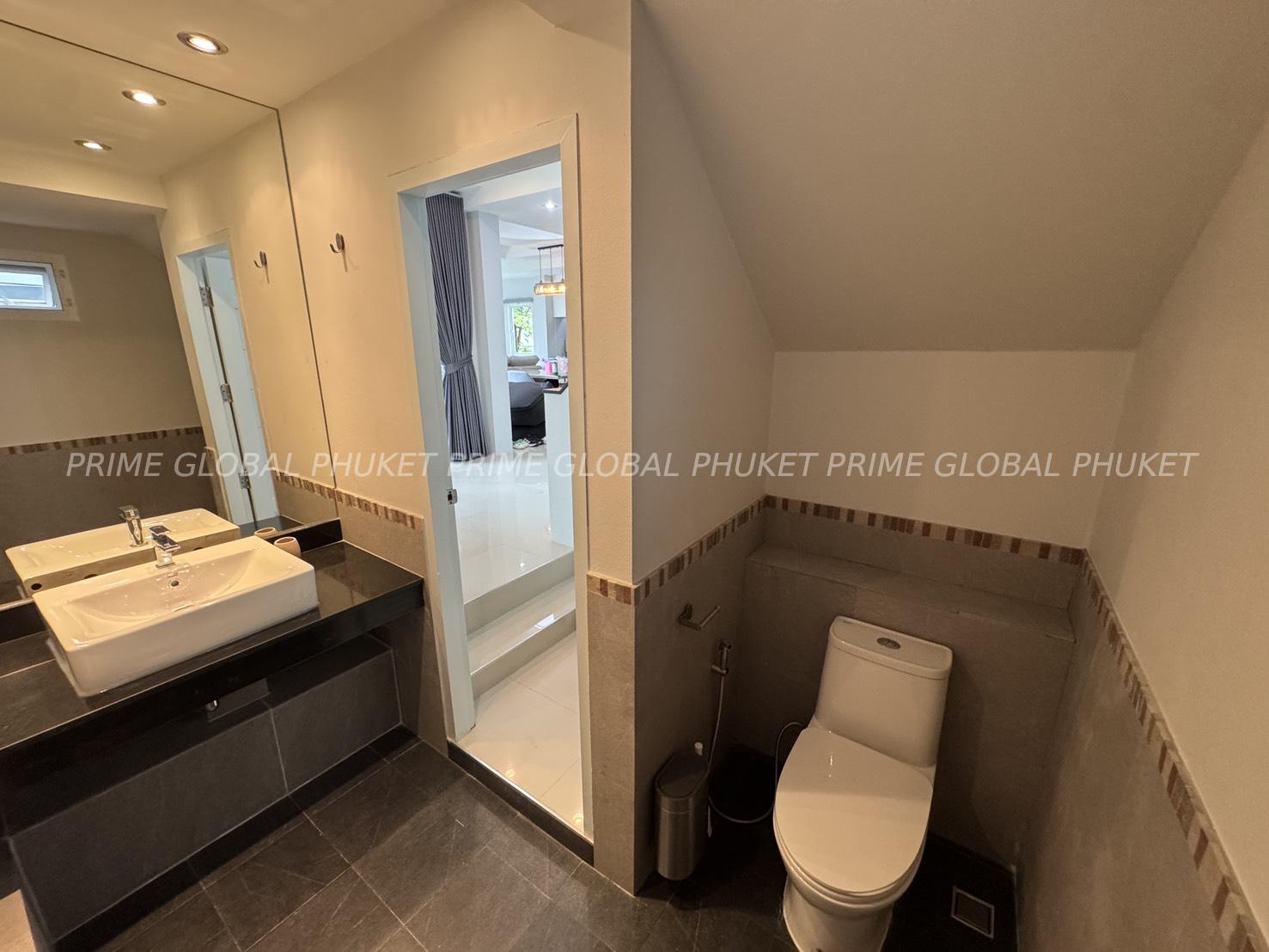 285 Sq.m Villa for Rent and Sale in Chalong