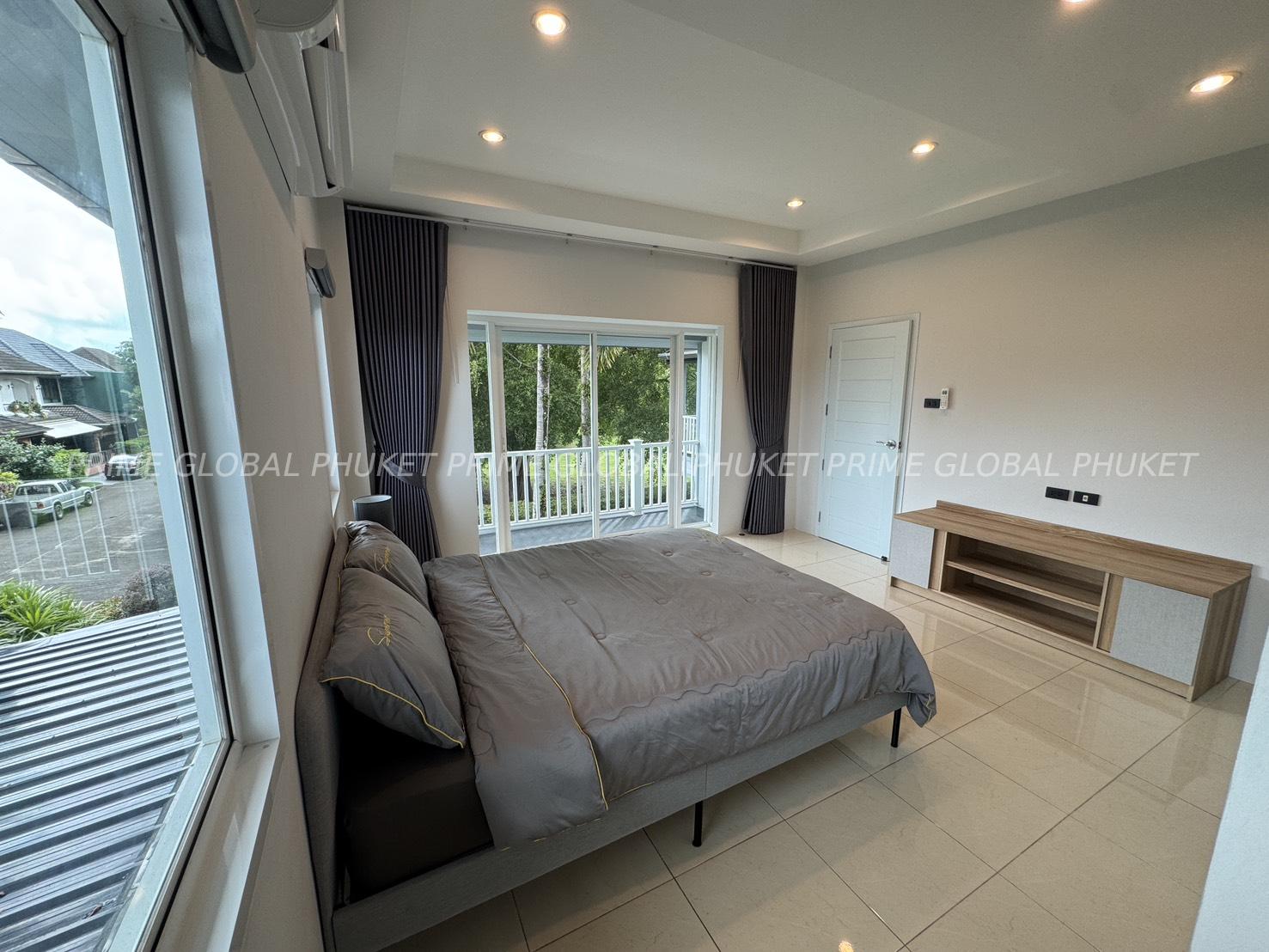 285 Sq.m Villa for Rent and Sale in Chalong