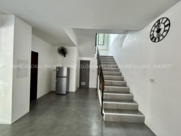 180 Sq.m Villa for Rent in Paklok