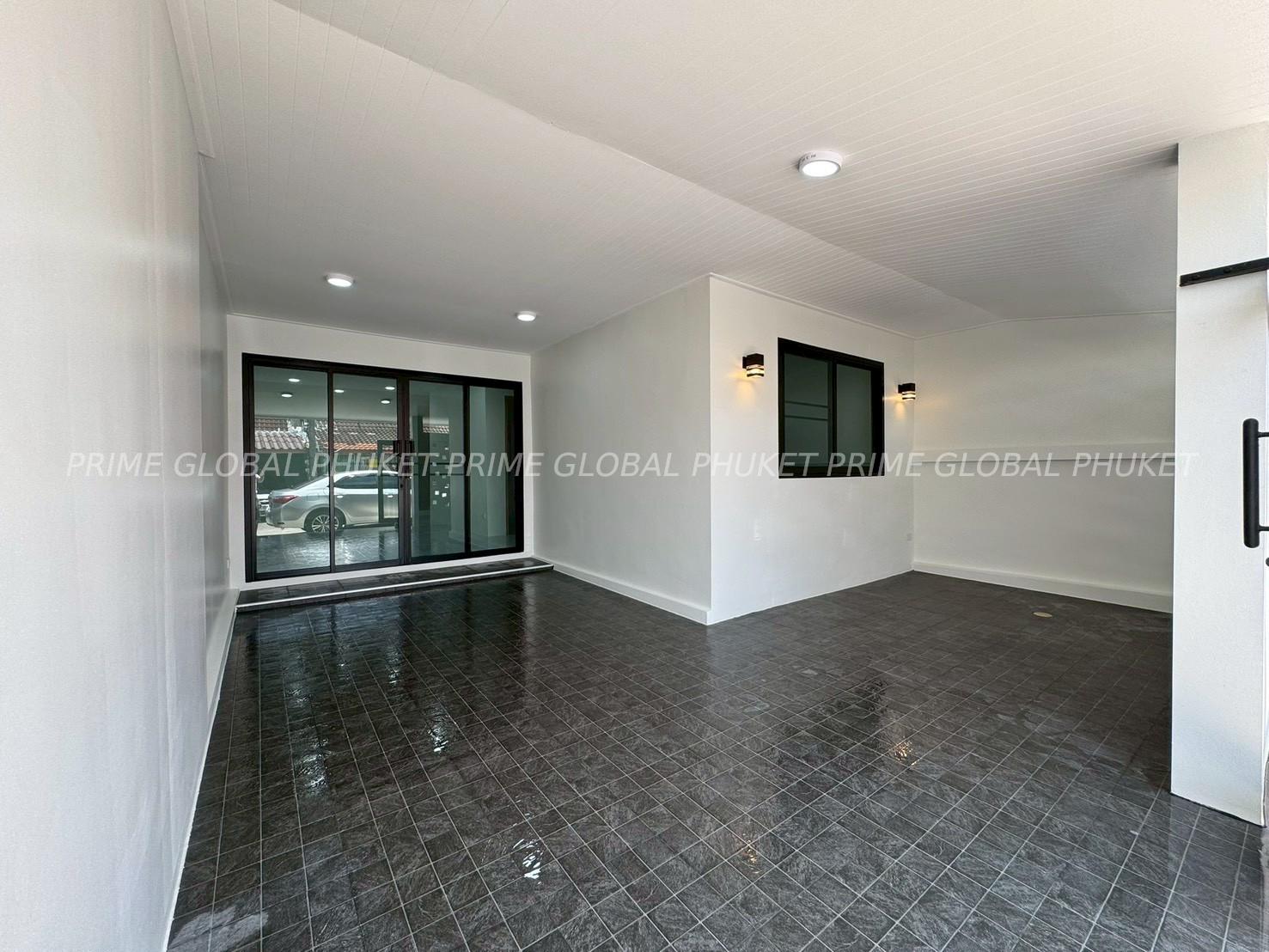 - Sq.w House for Sale in Kathu