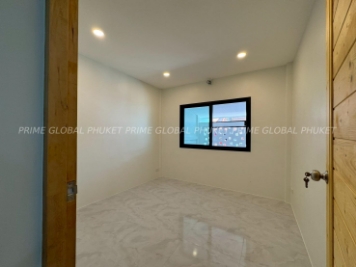 - Sq.w House for Sale in Kathu