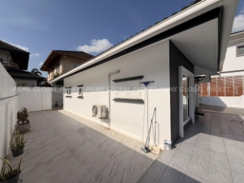 350 Sq.m Villa for Rent in Chalong