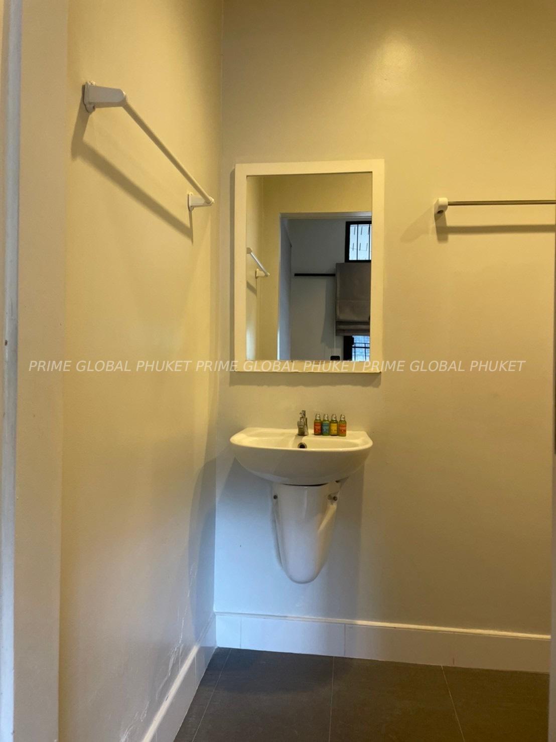 160 Sq.m House for Rent and Sale in Phuket town